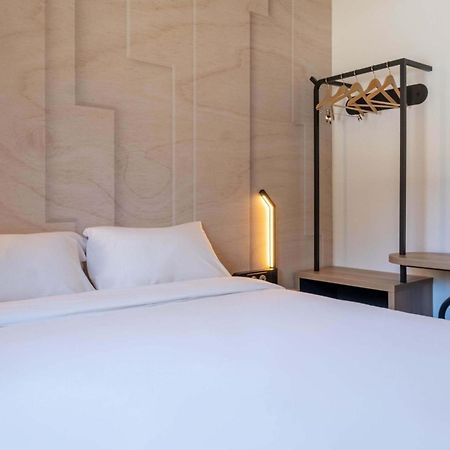 B&B Hotel Orleans Saran Buitenkant foto