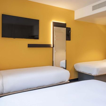 B&B Hotel Orleans Saran Buitenkant foto