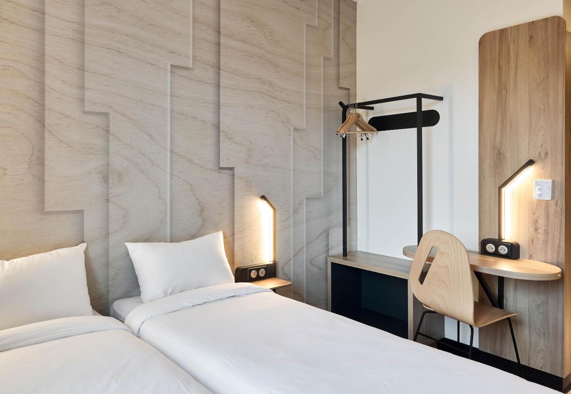 B&B Hotel Orleans Saran Buitenkant foto